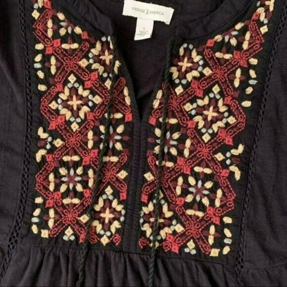Vintage America women's size small embroidered babydoll tee in Black and Red - Picture 4 of 7